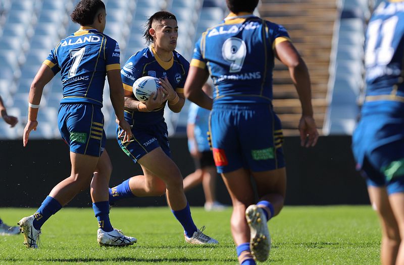 HMC Elimination Final EELS vs SHARKS