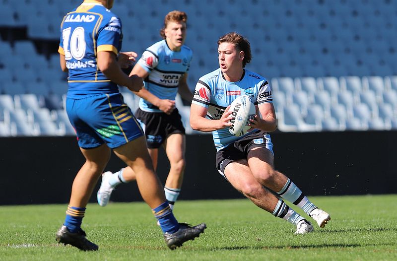 HMC Elimination Final EELS vs SHARKS