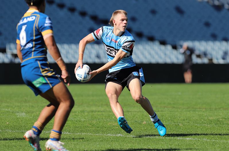 HMC Elimination Final EELS vs SHARKS
