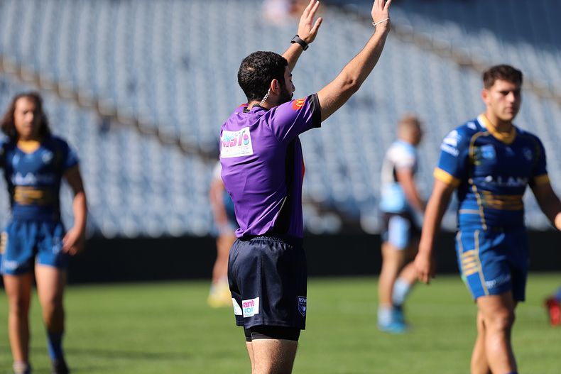 HMC Elimination Final EELS vs SHARKS