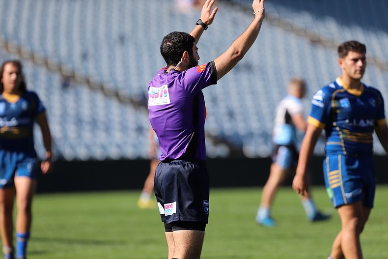 HMC Elimination Final EELS vs SHARKS