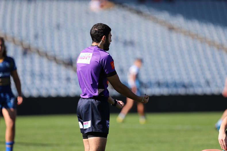 HMC Elimination Final EELS vs SHARKS