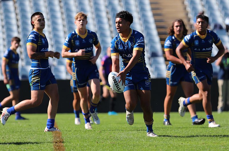 HMC Elimination Final EELS vs SHARKS