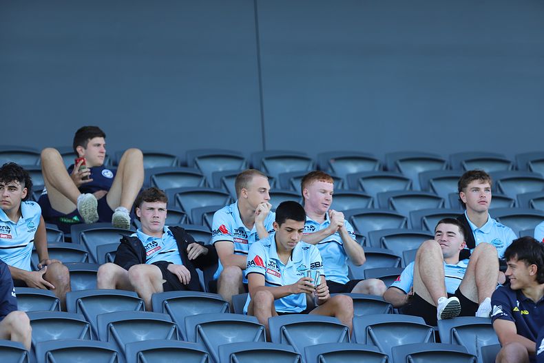 HMC Elimination Final EELS vs SHARKS