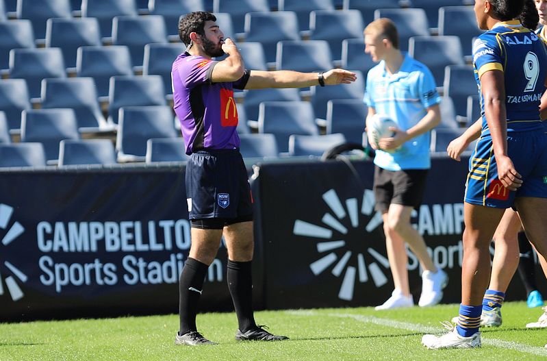 HMC Elimination Final EELS vs SHARKS