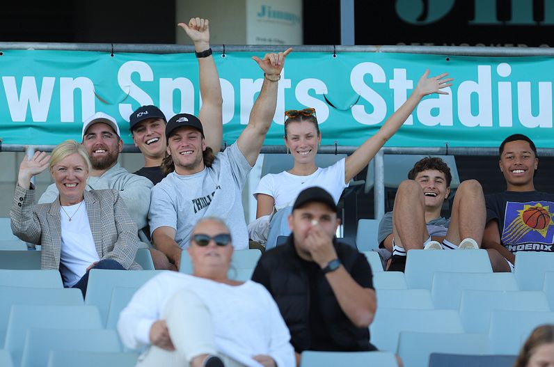 HMC Elimination Final EELS vs SHARKS