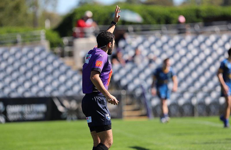 HMC Elimination Final EELS vs SHARKS