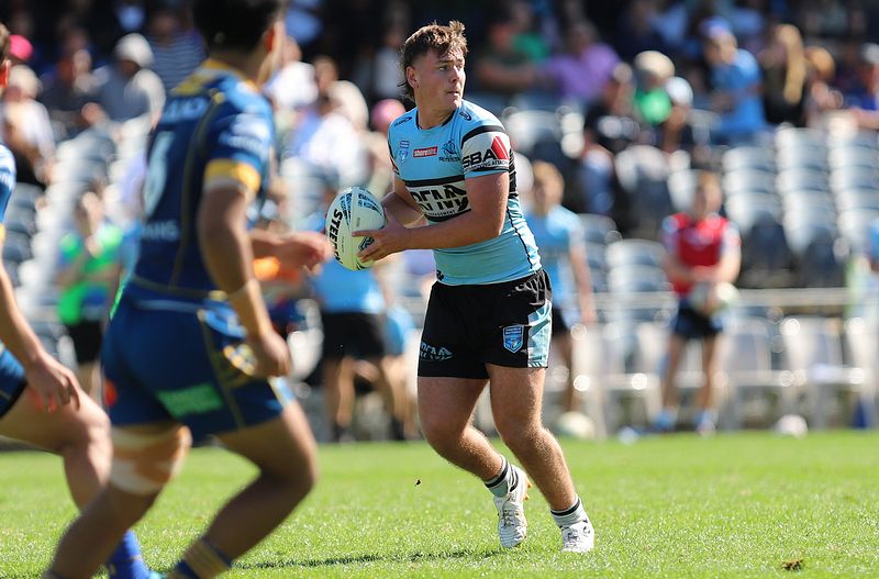 HMC Elimination Final EELS vs SHARKS