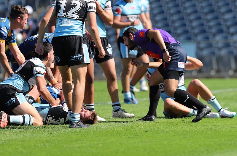 HMC Elimination Final EELS vs SHARKS