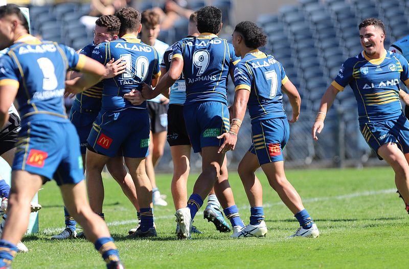 HMC Elimination Final EELS vs SHARKS