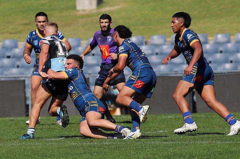 HMC Elimination Final EELS vs SHARKS