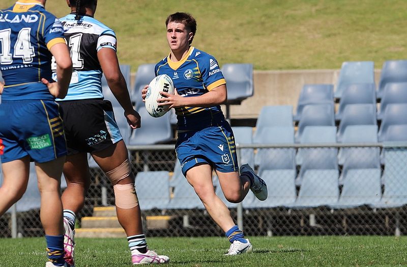 HMC Elimination Final EELS vs SHARKS