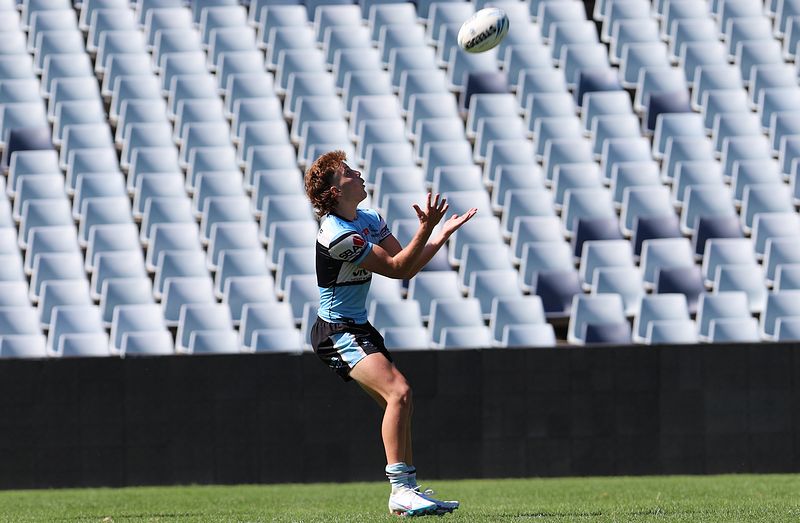 HMC Elimination Final EELS vs SHARKS