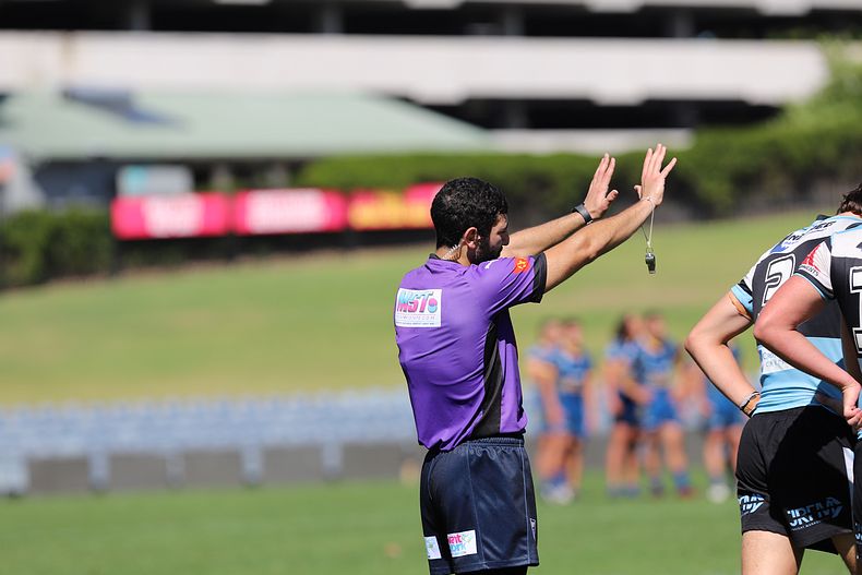 HMC Elimination Final EELS vs SHARKS