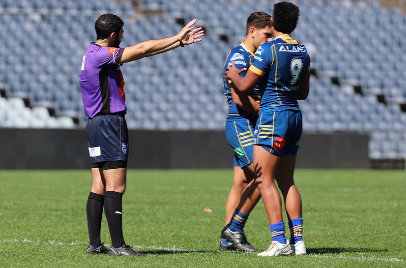HMC Elimination Final EELS vs SHARKS