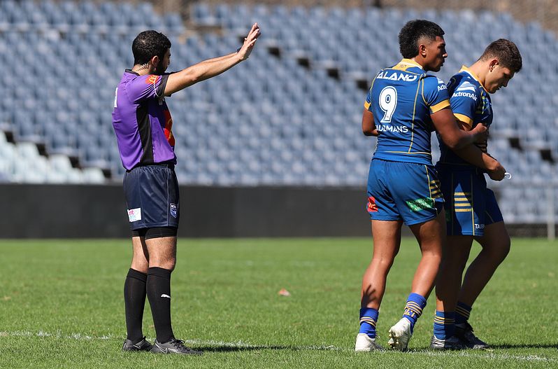 HMC Elimination Final EELS vs SHARKS