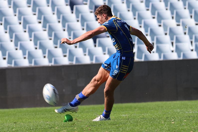 HMC Elimination Final EELS vs SHARKS