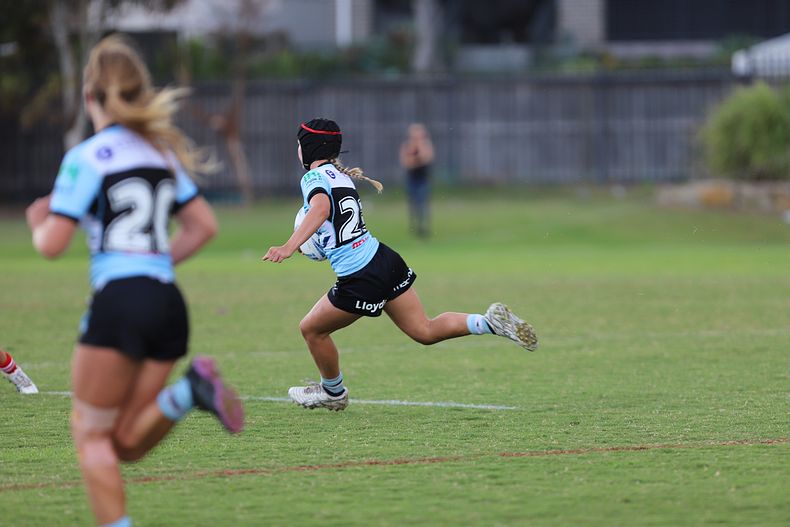 LFC Rnd 4 SHARKS vs STEELERS