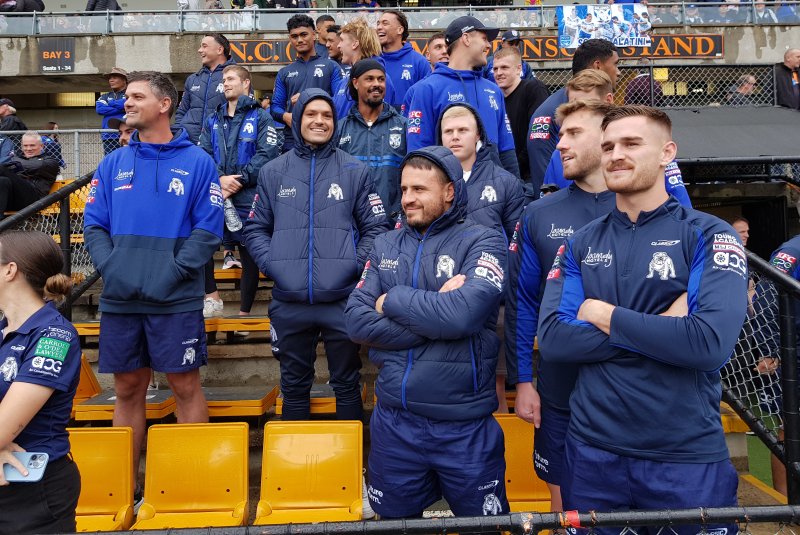 Canterbury Bulldogs NRL team was there to support their Harold Matthews Cup team (Photo : Steve Montgomery)