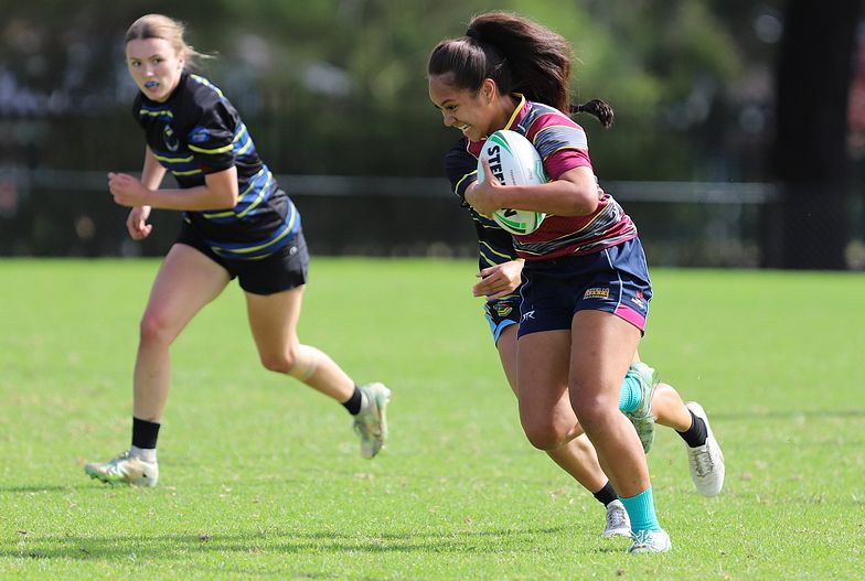 NSWCHS u18 Schoolgirls SSW v SW