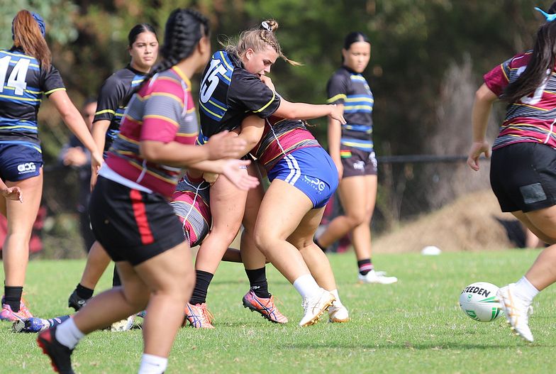NSWCHS u18 Schoolgirls SSW v SW