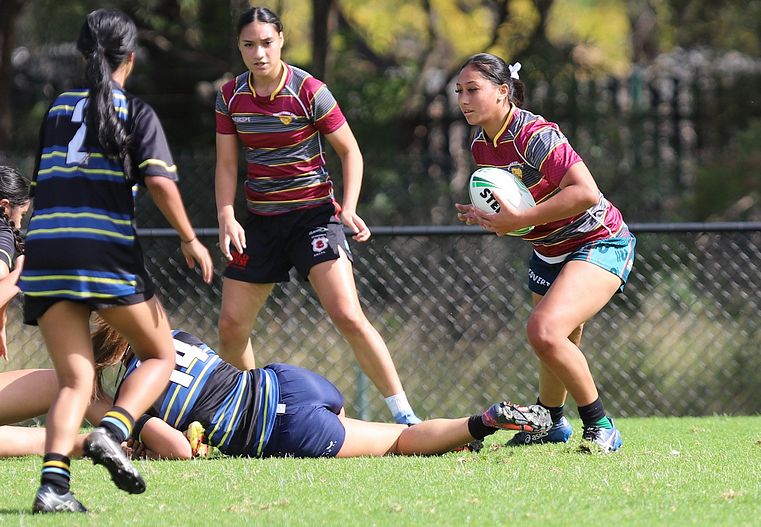 NSWCHS u18 Schoolgirls SSW v SW