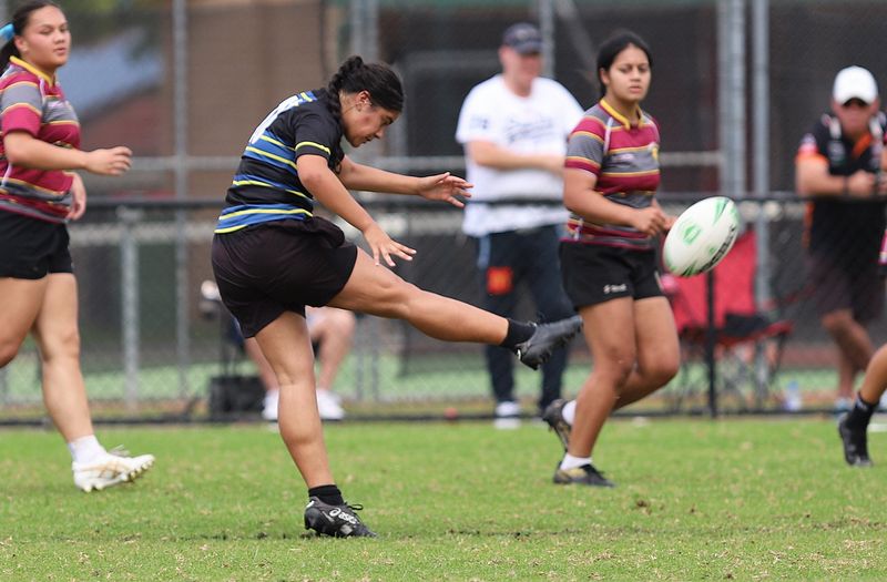 NSWCHS u18 Schoolgirls SSW v SW