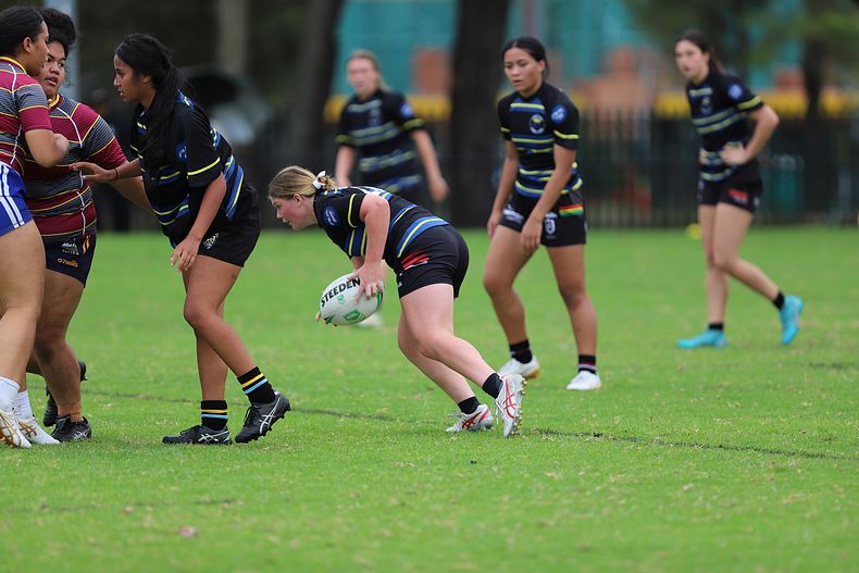 NSWCHS u18 Schoolgirls SSW v SW