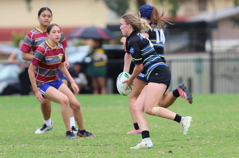 NSWCHS u18 Schoolgirls SSW v SW