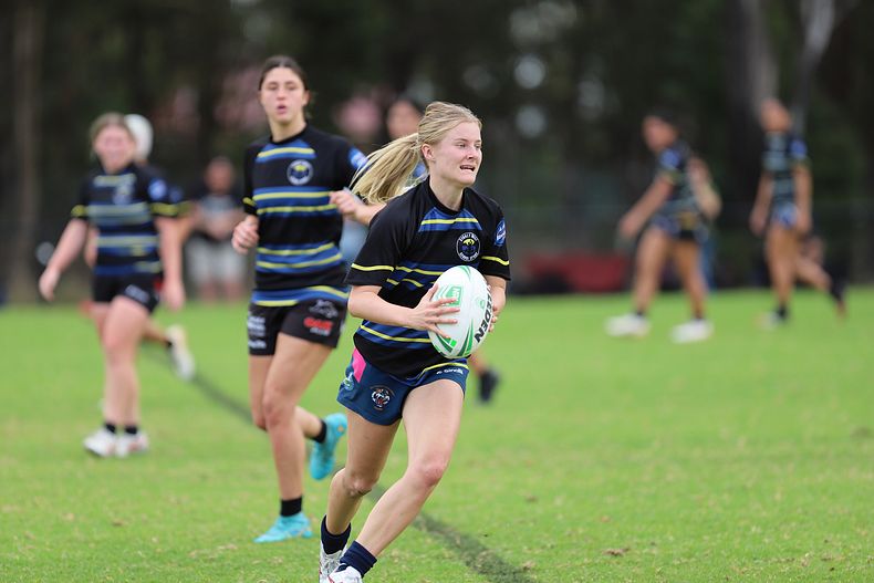 NSWCHS u18 Schoolgirls SSW v SW