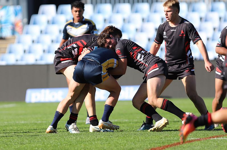 SBC R2 ENDEAVOUR vs WESTFIELDS