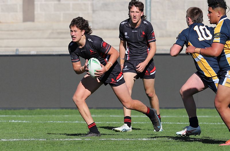 SBC R2 ENDEAVOUR vs WESTFIELDS