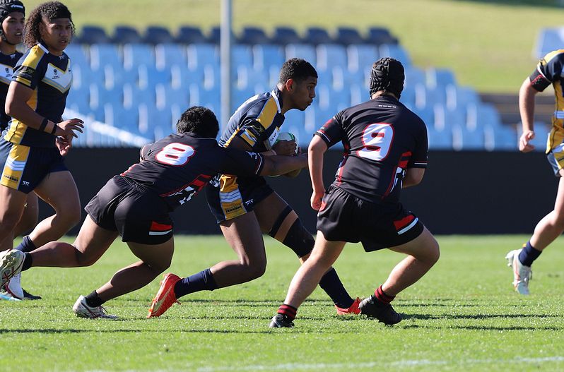 SBC R2 ENDEAVOUR vs WESTFIELDS