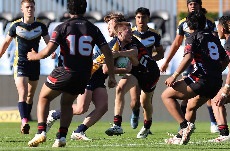 SBC R2 ENDEAVOUR vs WESTFIELDS
