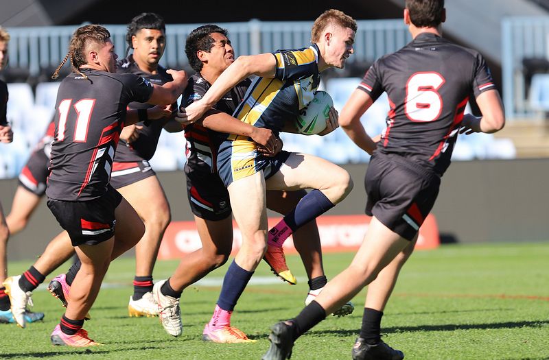 SBC R2 ENDEAVOUR vs WESTFIELDS