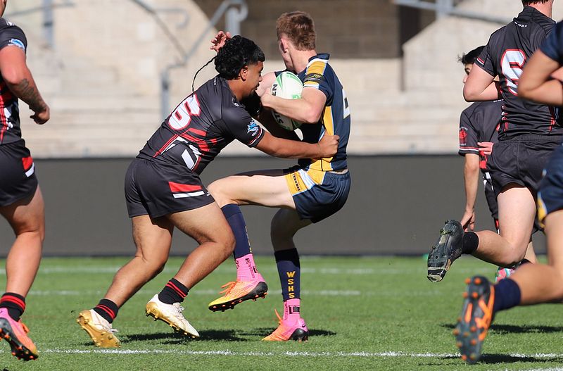 SBC R2 ENDEAVOUR vs WESTFIELDS