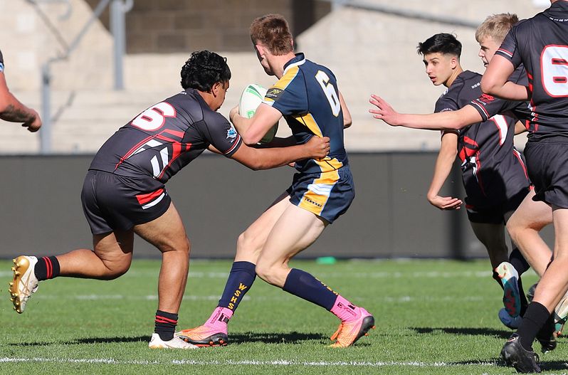 SBC R2 ENDEAVOUR vs WESTFIELDS