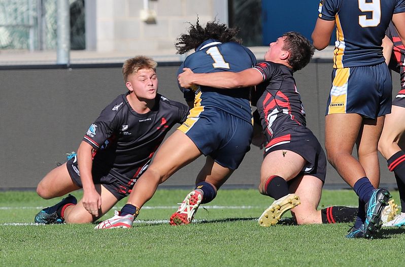 SBC R2 ENDEAVOUR vs WESTFIELDS