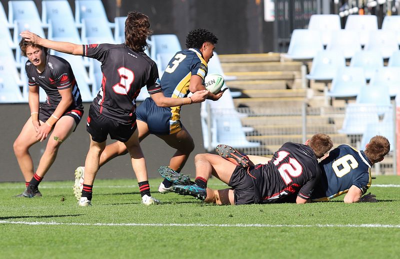 SBC R2 ENDEAVOUR vs WESTFIELDS