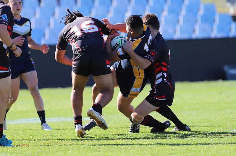 SBC R2 ENDEAVOUR vs WESTFIELDS