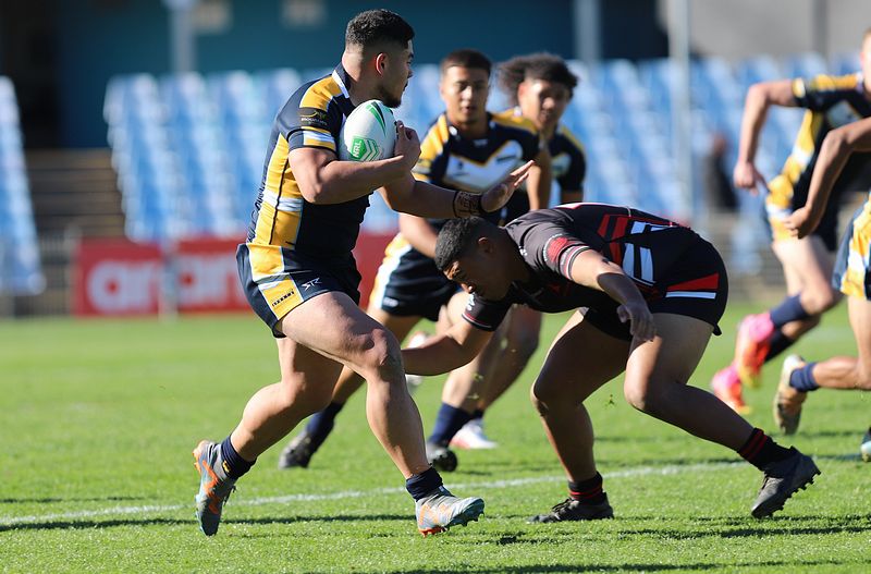 SBC R2 ENDEAVOUR vs WESTFIELDS