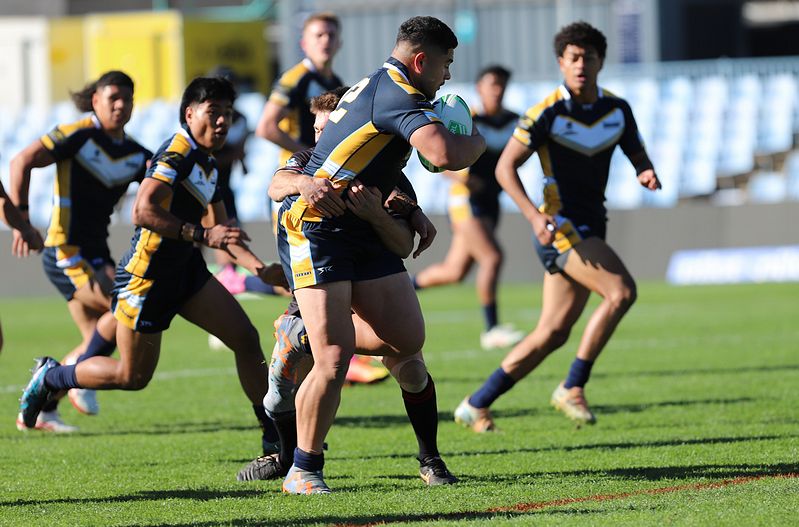 SBC R2 ENDEAVOUR vs WESTFIELDS
