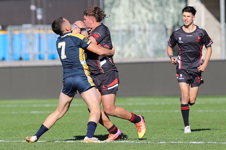 SBC R2 ENDEAVOUR vs WESTFIELDS