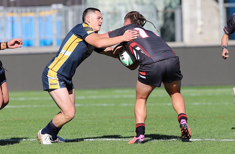 SBC R2 ENDEAVOUR vs WESTFIELDS