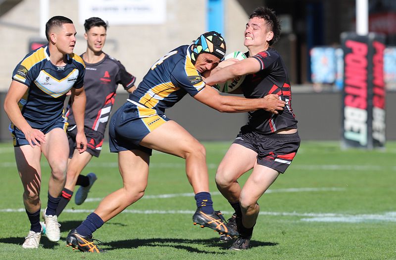 SBC R2 ENDEAVOUR vs WESTFIELDS
