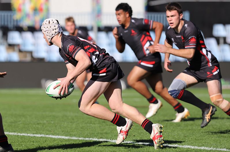SBC R2 ENDEAVOUR vs WESTFIELDS