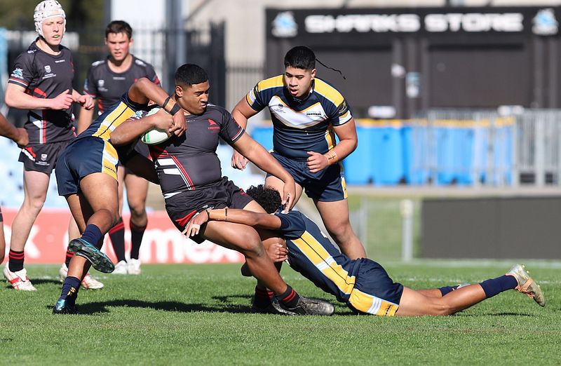SBC R2 ENDEAVOUR vs WESTFIELDS