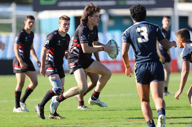 SBC R2 ENDEAVOUR vs WESTFIELDS