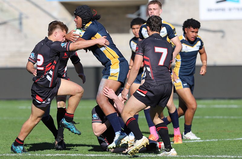SBC R2 ENDEAVOUR vs WESTFIELDS