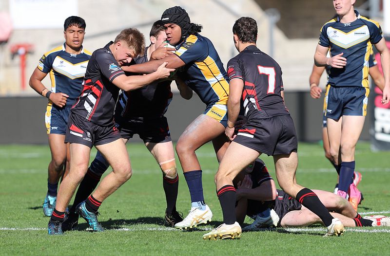SBC R2 ENDEAVOUR vs WESTFIELDS